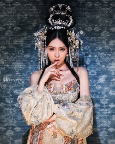 銀絲美人